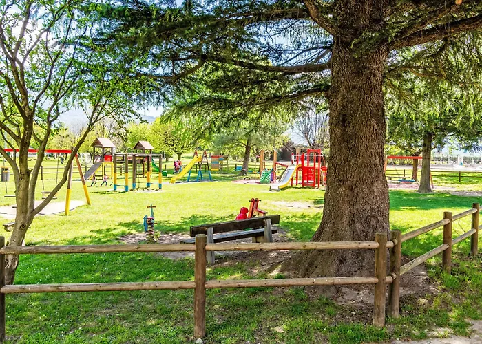 Letizia By Interhome * ג'רה לאריו